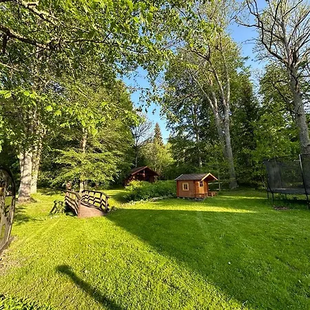 Tammeveski House Prázdninový dům Kobruvere